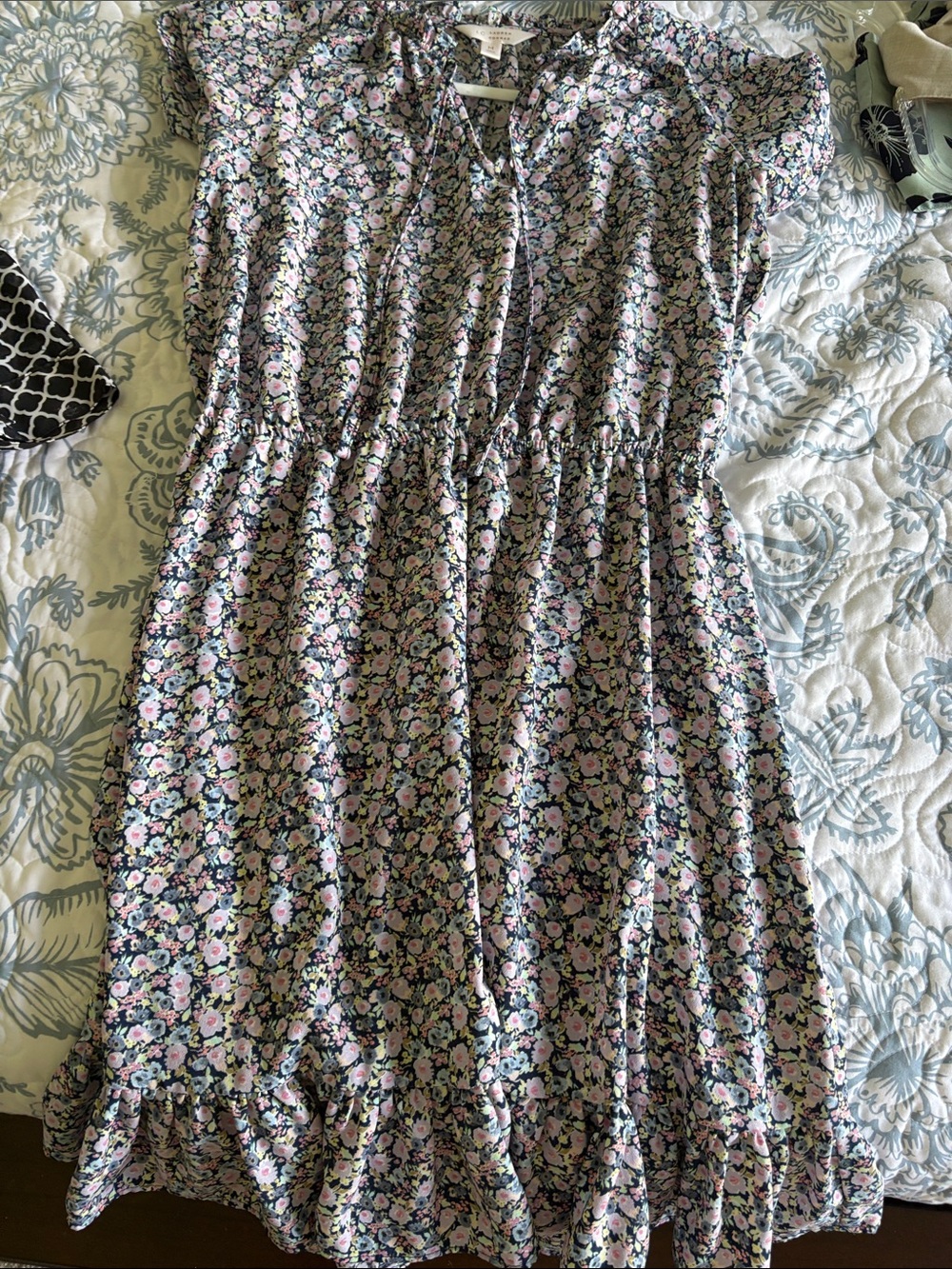 LC Lauren Conrad Black Floral Midi Skirt